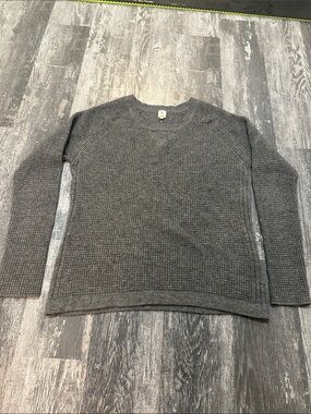 Qi 100% cashmere sweater